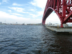 6．港大橋（釣場への行き方）